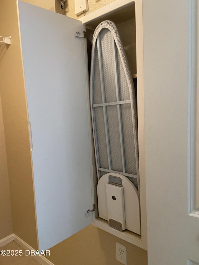 940 Village Trl Unit 6-109, Port Orange, FL 32127 - detailed view of baseboards