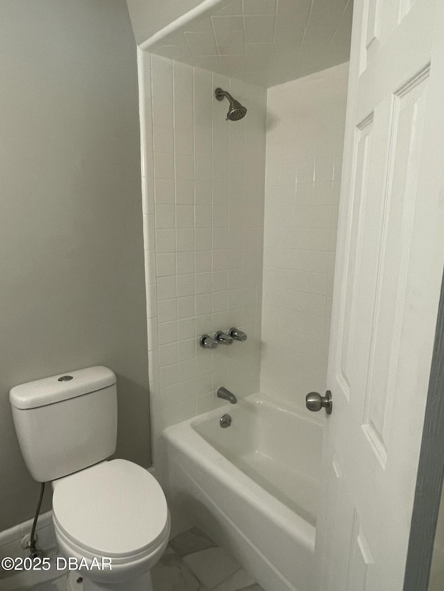1500 Wildrose Ln, Daytona Beach, FL 32117 - full bath featuring toilet and shower / bath combination
