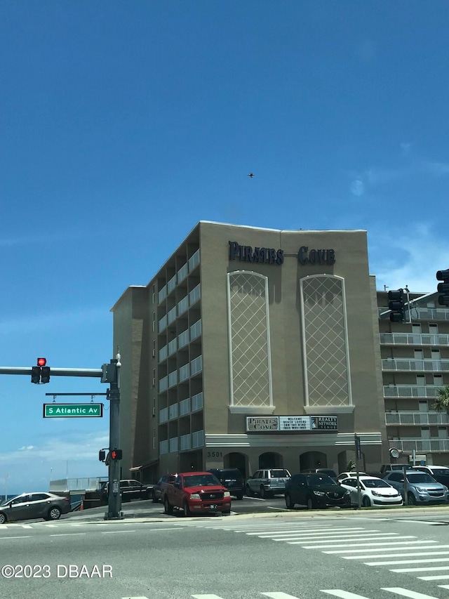 view of building exterior