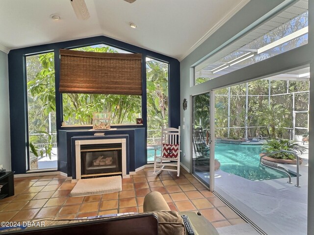 sunroom with vaulted ceiling