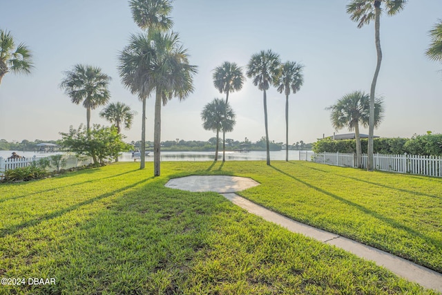 view of yard with a water view