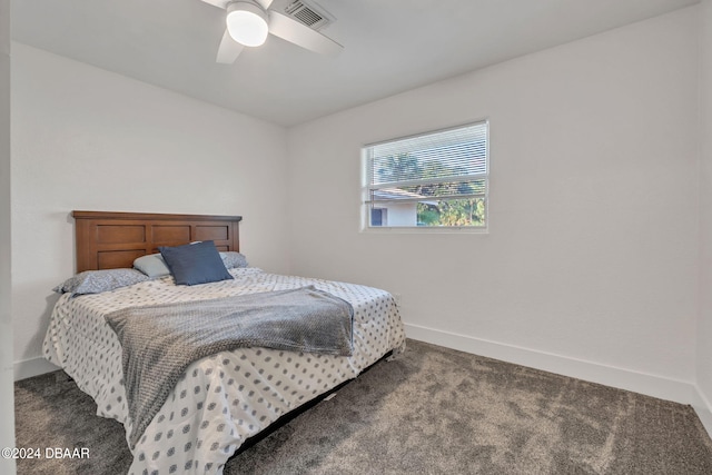 bedroom featuring carpet floors and ceiling fan