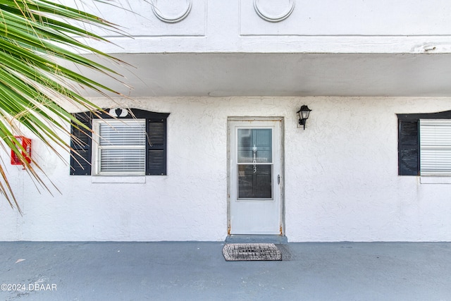 view of entrance to property