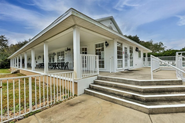 view of front of home featuring covered porch