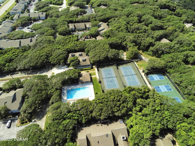 drone / aerial view with a residential view