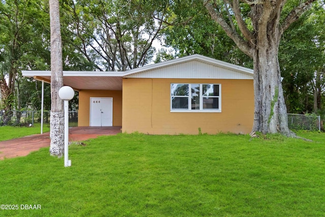444 S Caroline St, Daytona Beach, FL 32114 - photo 1
