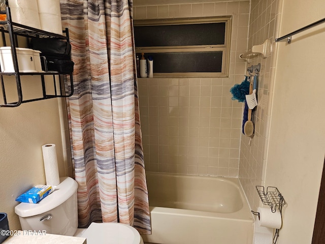 2519 Eustace Ave, Deltona, FL 32725 - full bathroom featuring toilet and shower / bathtub combination with curtain