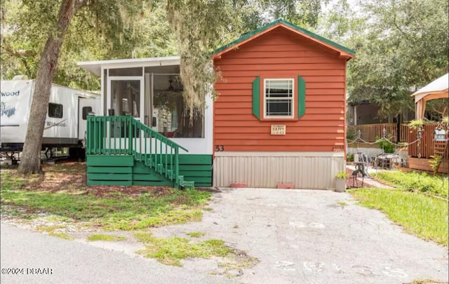 25136 NE 143rd St, Salt Springs FL, 32134, 1 bedrooms, 1 bath house for sale