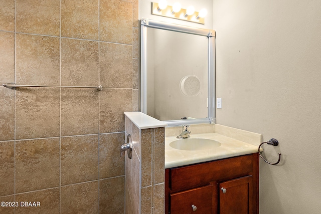 665 Elk River Dr, Ormond Beach, FL 32174 - bathroom with vanity