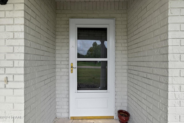 view of property entrance