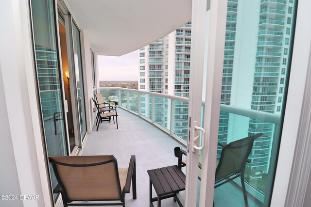 231 Riverside Dr Unit 1106-1, Holly Hill, FL 32117 - view of balcony