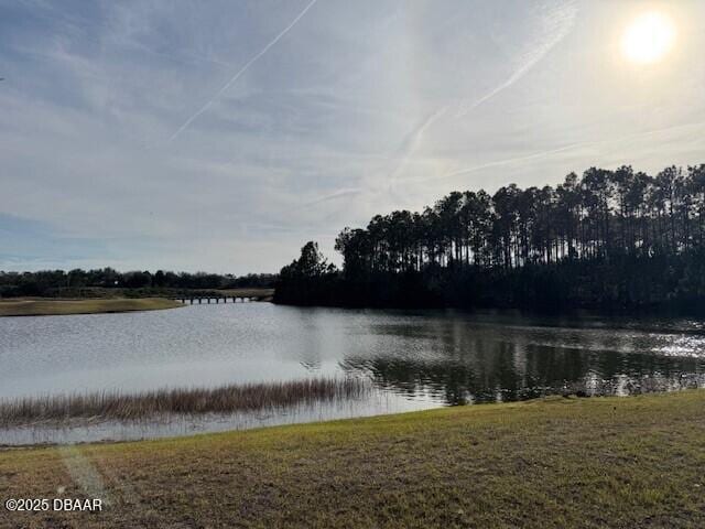 Listing photo 2 for 139 Aspen Way, Palm Coast FL 32137