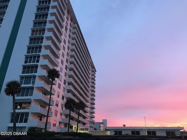 2800 N Atlantic Ave Unit 515, Daytona Beach, FL 32118 - view of property at dusk