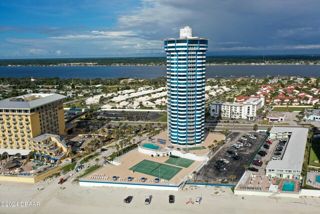 bird's eye view with a water view