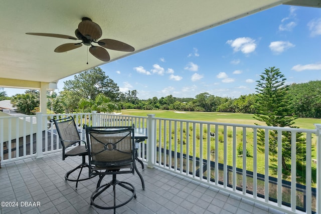 balcony with ceiling fan