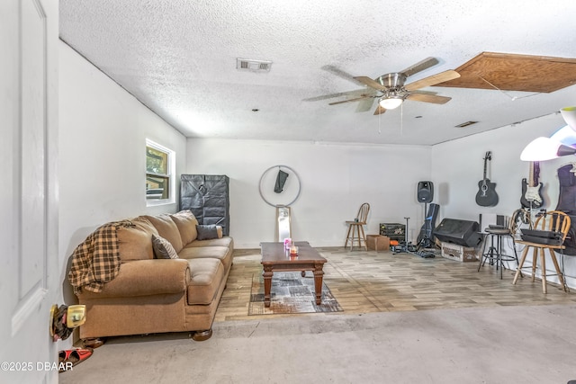 1865 Orange Tree Dr, Edgewater, FL 32141 - photo 8