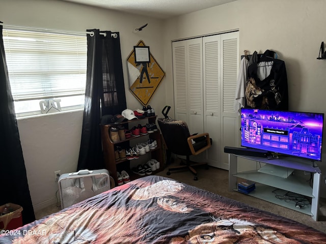 bedroom featuring a closet