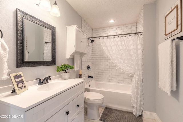 991 Dawson Dr, Deltona, FL 32725 - bathroom with vanity, shower / bath combination with curtain, tile patterned floors, toilet, and a textured ceiling