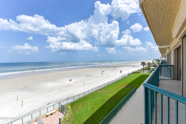 water view with a view of the beach