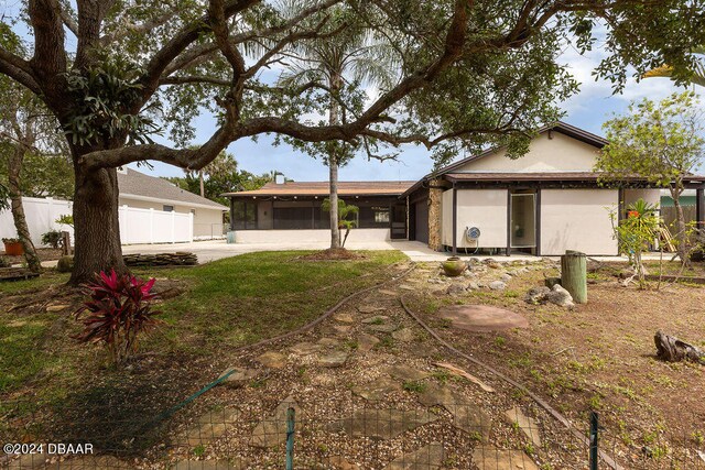 view of single story home