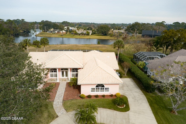 bird's eye view featuring a water view