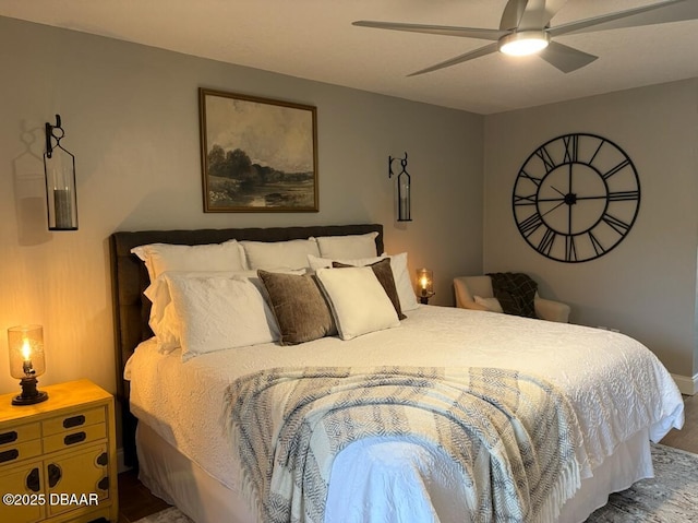 bedroom with ceiling fan