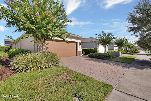 view of front of home featuring a garage