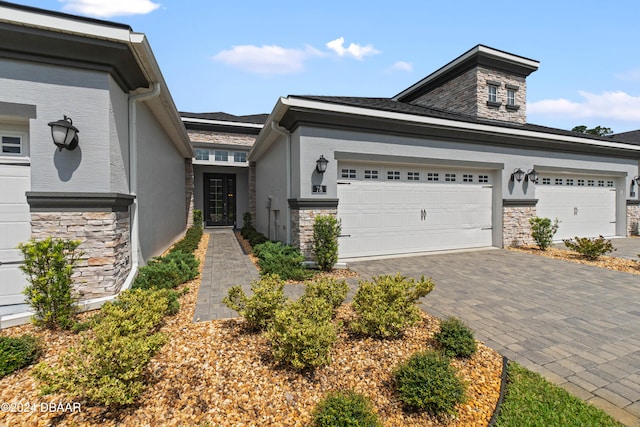 view of front of house featuring a garage