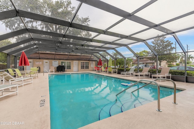 1237 Charter Oaks Cir, Holly Hill, FL 32117 - indoor pool with a patio area and a lanai