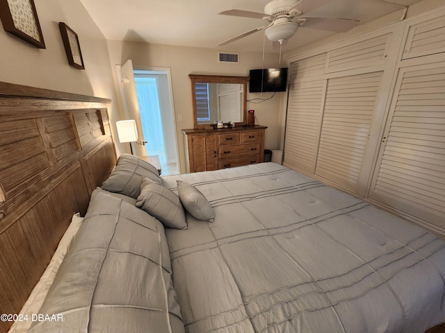 2800 N Atlantic Ave Unit 1006, Daytona Beach, FL 32118 - bedroom featuring ceiling fan