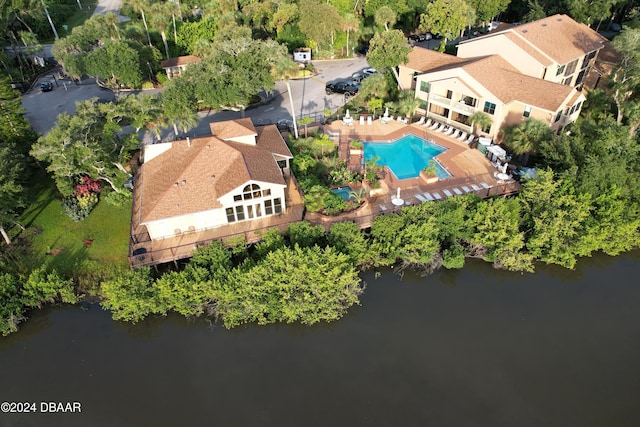 bird's eye view featuring a water view