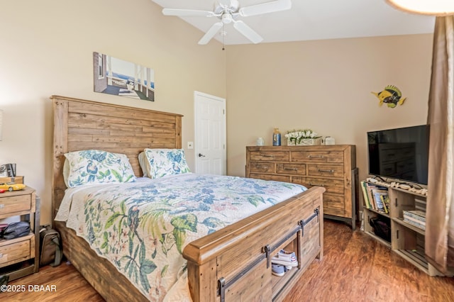 1405 Florida Moss Ln, Port Orange, FL 32128 - bedroom with wood finished floors and a ceiling fan