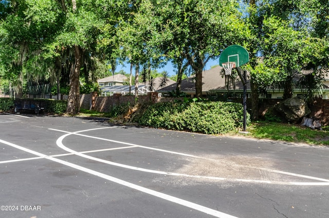 7 Old Mcduffie Cir, Ormond Beach, FL 32174 - view of basketball court with community basketball court