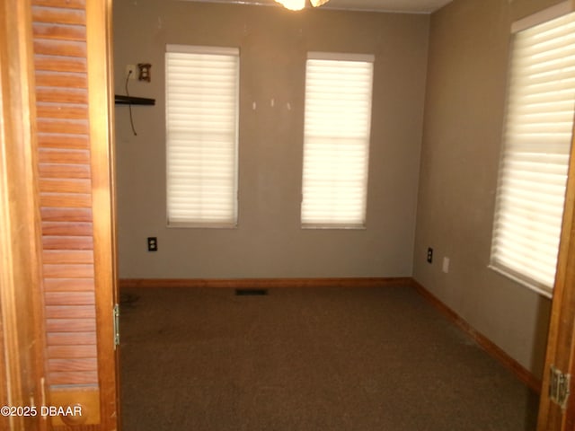 empty room featuring carpet