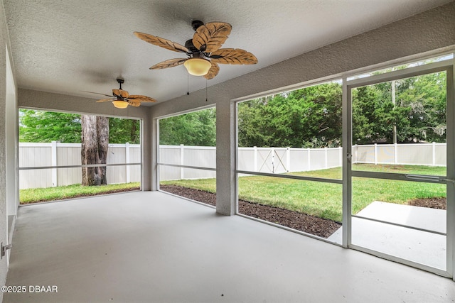 7 Traceway Ct, Ormond Beach, FL 32174 - unfurnished sunroom featuring a ceiling fan