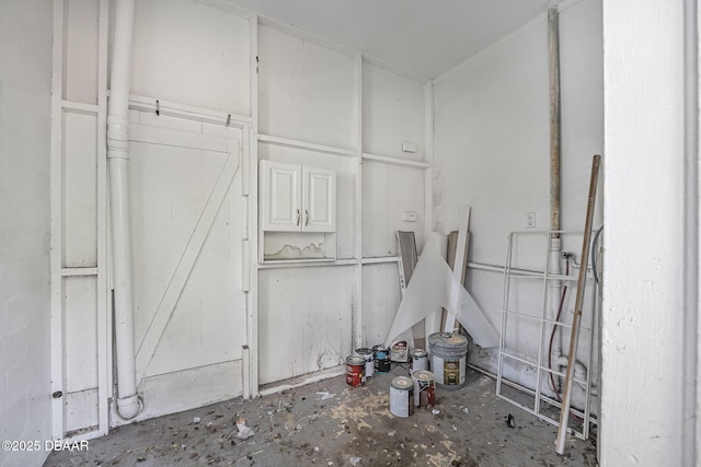 656 Winchester St, Daytona Beach, FL 32114 - view of storage room