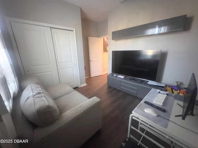 453 Tuscany Chase Dr, Daytona Beach, FL 32117 - living area featuring dark wood-type flooring