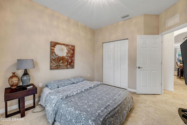 6 Promenade Pl, Palm Coast, FL 32164 - bedroom featuring a closet and baseboards