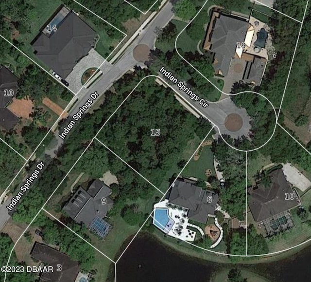 15 Indian Springs Dr, Ormond Beach, FL 32174