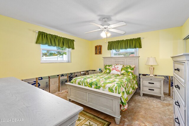 bedroom with ceiling fan