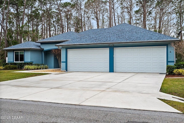 view of front facade with a garage