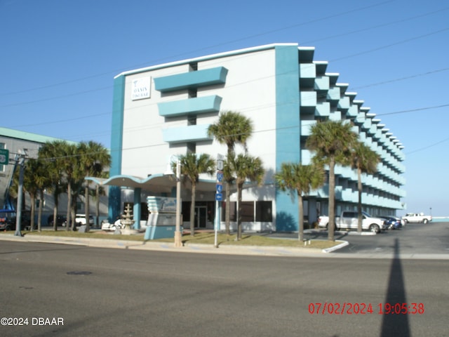 view of building exterior