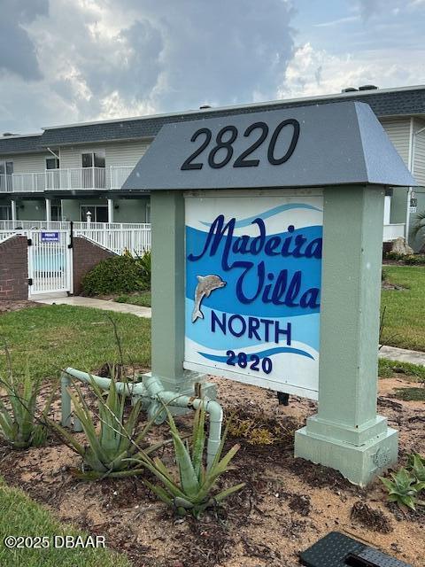 2820 Ocean Shore Blvd Unit 8, Ormond Beach, FL 32176 - exterior view of fence