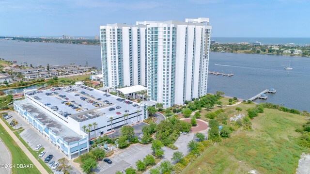 bird's eye view featuring a water view