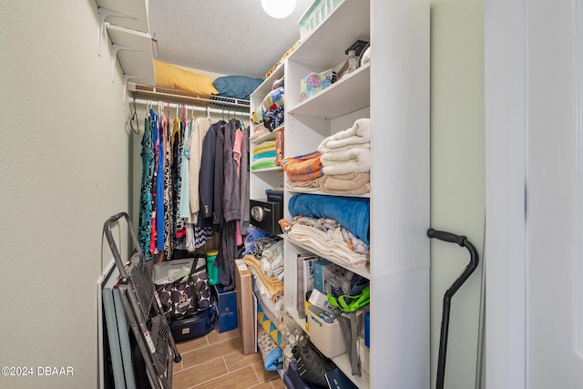 711 N Halifax Ave Unit 405, Daytona Beach, FL 32118 - spacious closet with light hardwood / wood-style flooring
