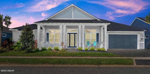 view of front facade featuring a garage