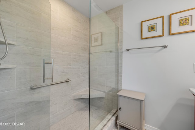 200 W Washington Ave, Deland, FL 32720 - bathroom featuring tiled shower
