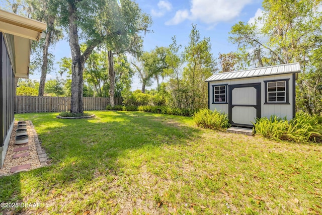200 W Washington Ave, Deland, FL 32720 - view of yard