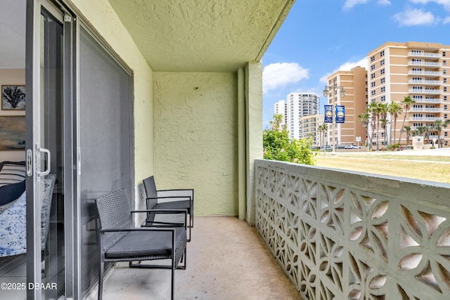 3800 S S Atlantic Ave Unit 105, Daytona Beach Shores, FL 32118 - balcony with a city view