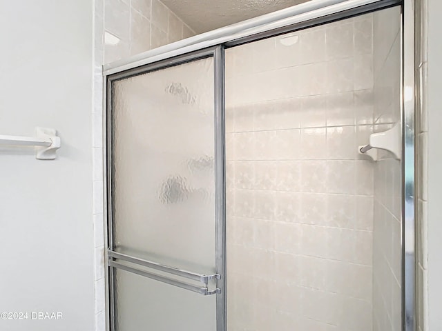 46 Coquina Point Dr, Ormond Beach, FL 32174 - bathroom featuring walk in shower